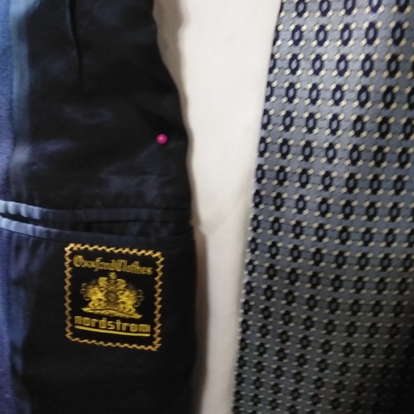 Men's Highend Suits - Picture 1 of 3